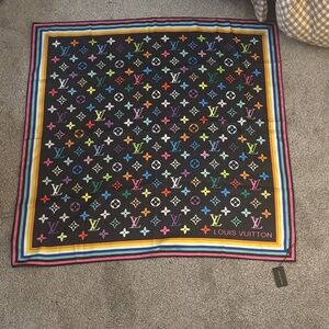 LV SILK SUMMER SCARF 🧣